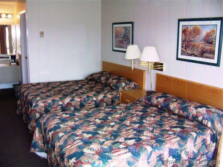 Canadian Motel North Battleford Exteriér fotografie