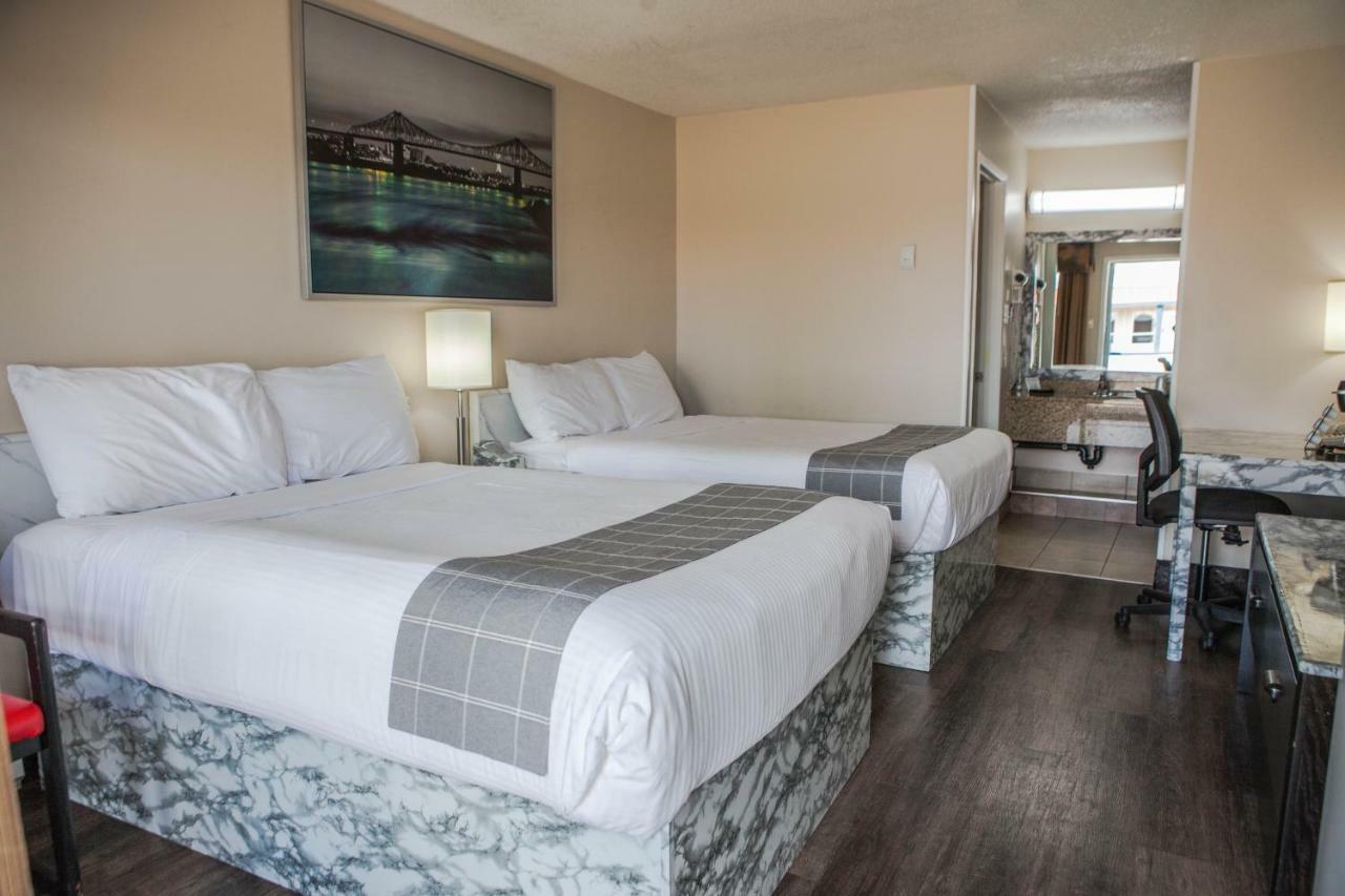 Canadian Motel North Battleford Exteriér fotografie